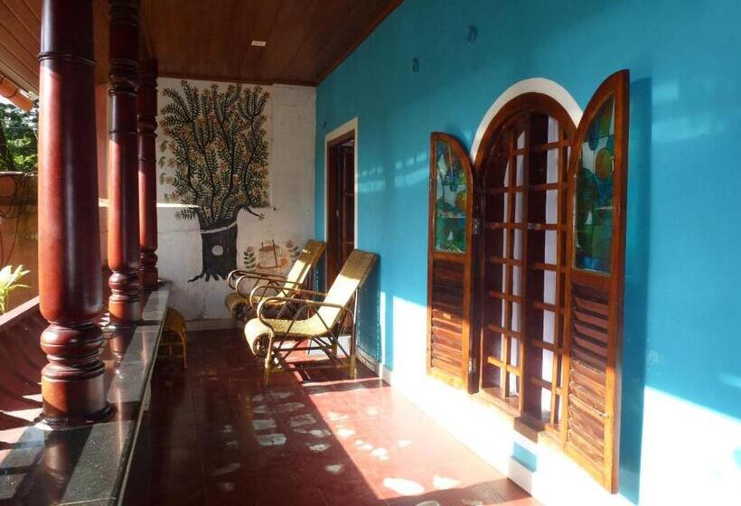 اتاق لوکس با بالکن, Southcanal Holidays