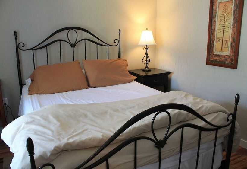 شقة ديلوكس غرفة واحدة, Strictly Moose Luxury Vacation Suites