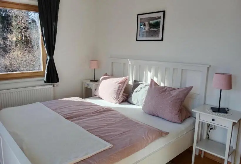 1 Bedroom Apartment Mountain View, Bergbauernhof Stauder Hirschbergalpakas