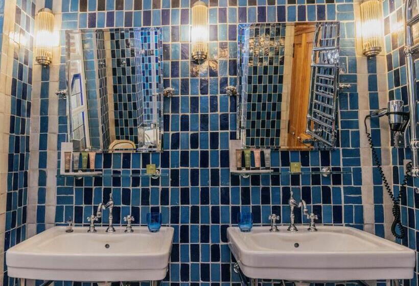 סוויטה, La Maison De Lucie