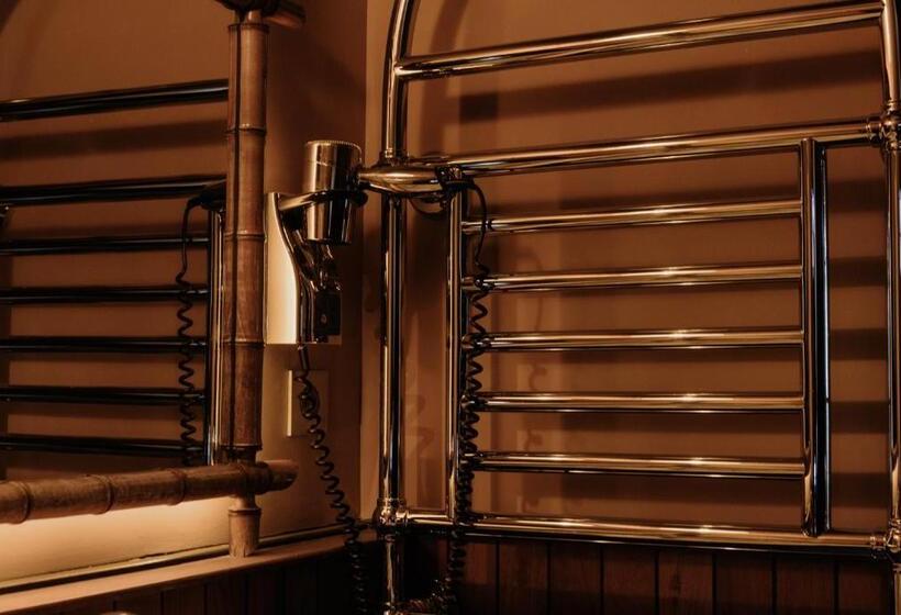 סוויטת פנטהאוז, La Maison De Lucie