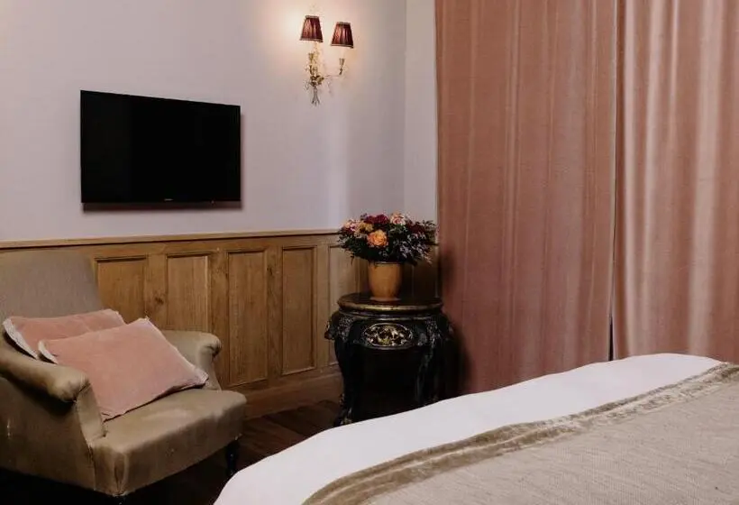 Chambre Confort avec Terrasse, La Maison De Lucie