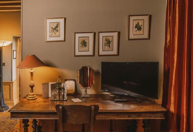 סוויטה, La Maison De Lucie