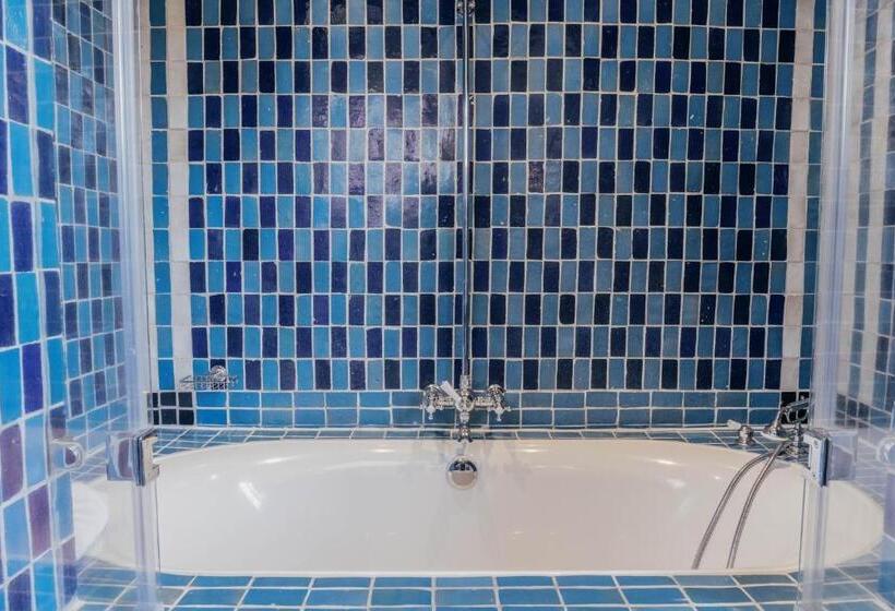 סוויטה, La Maison De Lucie