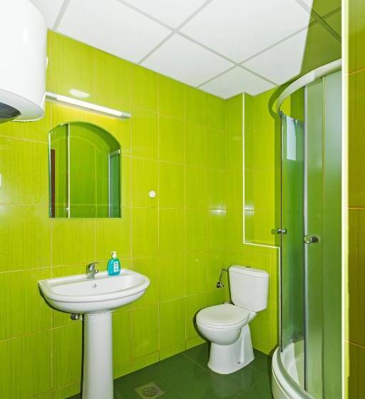 Appartement 1 Chambre Vue Jardin, Bitrak Guest House