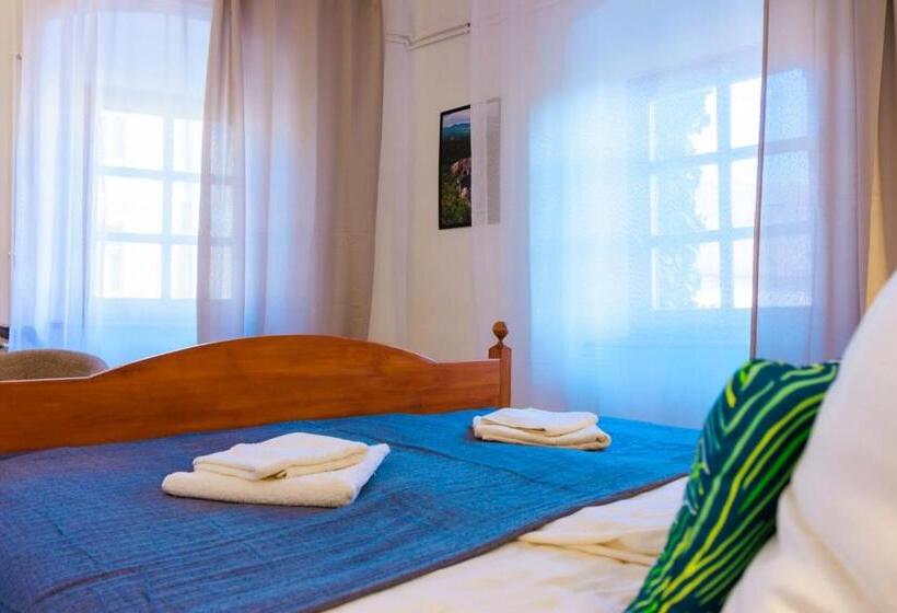 غرفة سوبيريور, Retel Vitez Vendégház