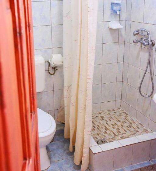 غرفة سوبيريور ثلاثية, Retel Vitez Vendégház