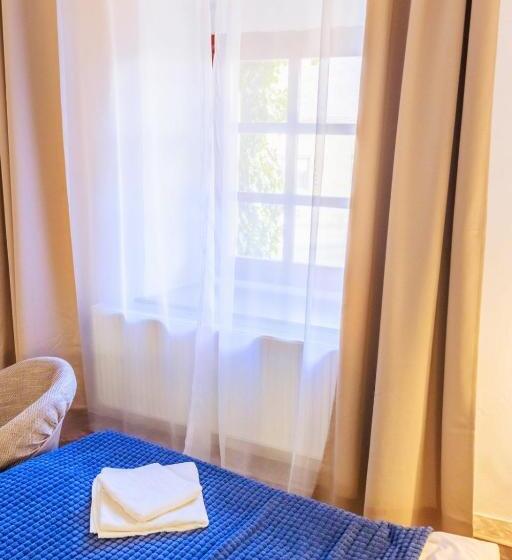 غرفة سوبيريور ثلاثية, Retel Vitez Vendégház