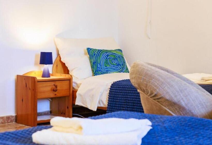 غرفة سوبيريور ثلاثية, Retel Vitez Vendégház