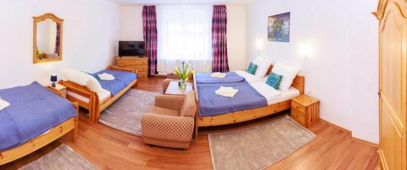 דירת חדר סופריור, Retel Vitez Vendégház