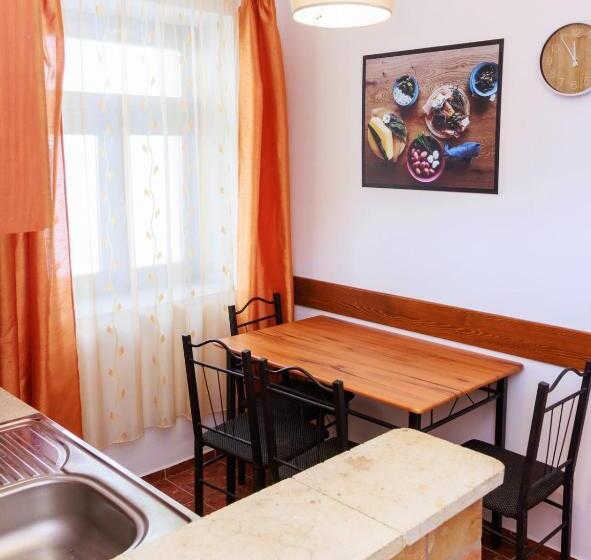 דירת חדר סופריור, Retel Vitez Vendégház