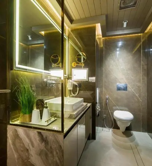سوئیت کلاب, Radhe Upavan Resort