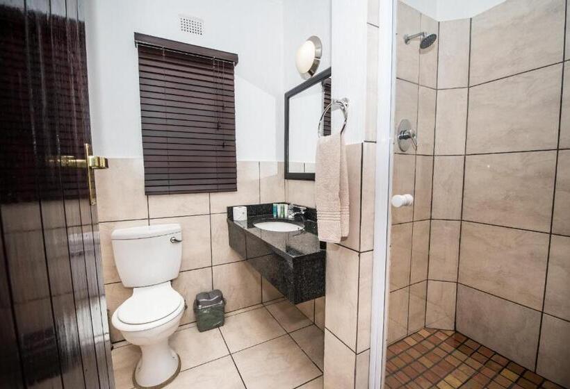 شاليه غرفة نوم واحدة, First Group Qwantani