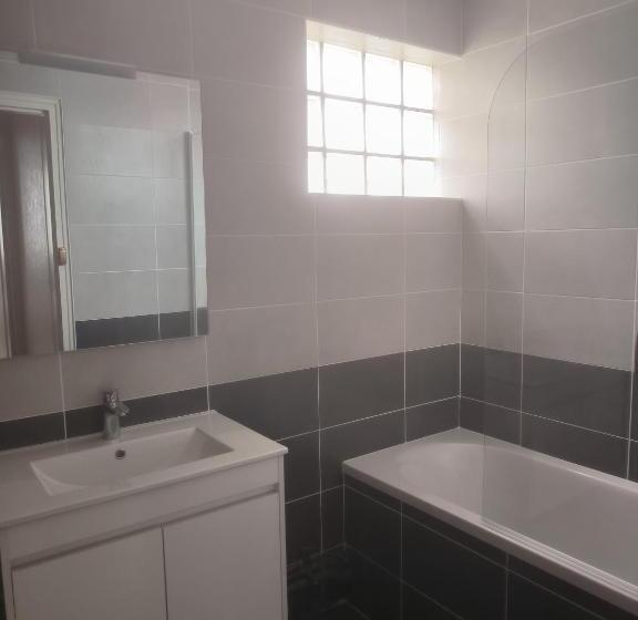 패밀리 스위트, A L'Orée De La Forêt