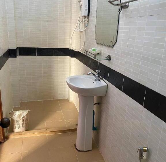 חדר משפחתי, Avocado Guesthouse