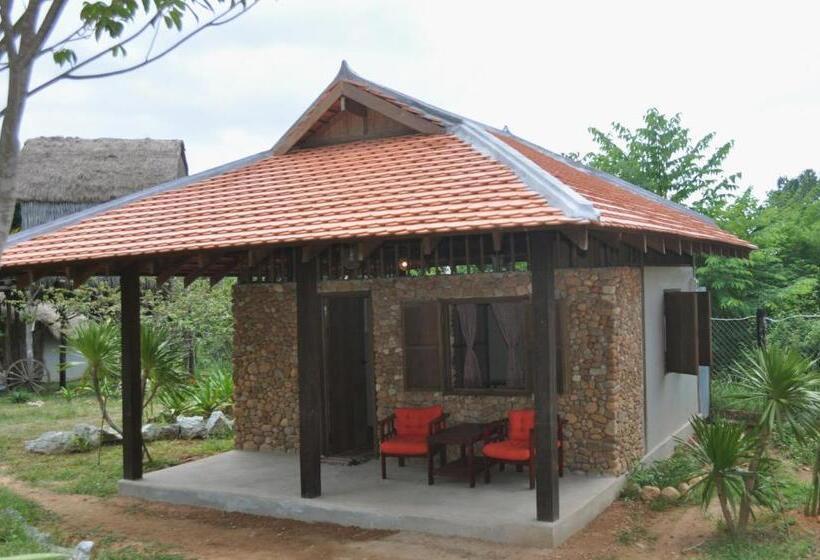 بنجلو قياسى, Khmer Hands