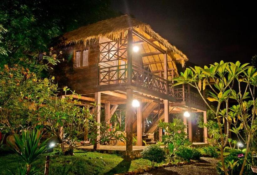 غرفة قياسية سرير كينج, Khmer Hands