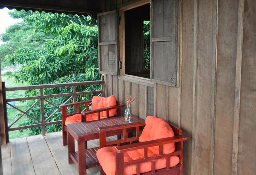 غرفة قياسية سرير كينج, Khmer Hands