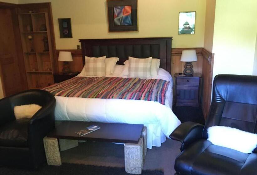 발코니가 있는 스위트, Merken Bed & Breakfast