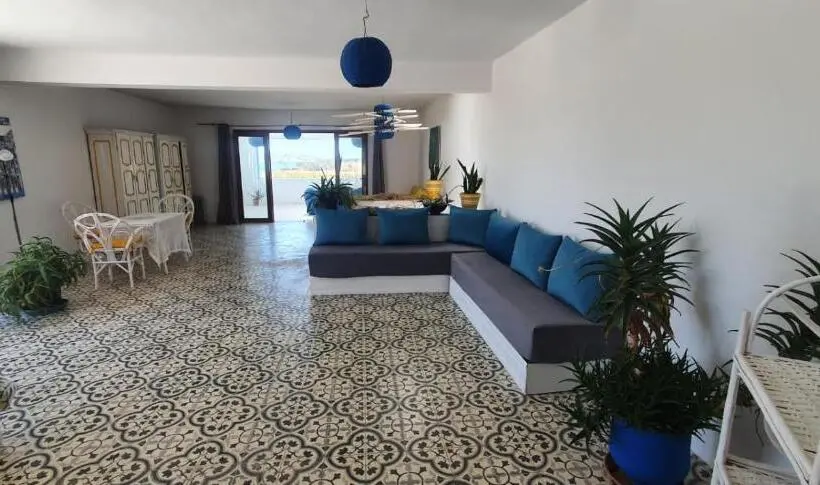 スイート, Villa Zahra