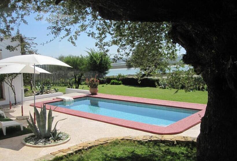 سوییت, Villa Zahra