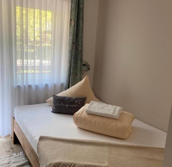 带阳台的标准单人间, Seecamping & Pension Mentl