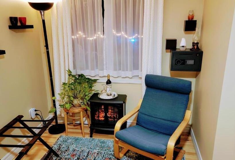 اتاق استاندارد با چشمانداز باغ, Kokomo Inn Bed And Breakfast Ottawa Gatineau S Only Tropical Riverfront B&b On The National Capital