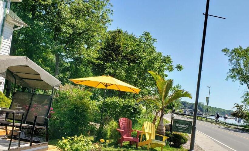 اتاق استاندارد با چشمانداز باغ, Kokomo Inn Bed And Breakfast Ottawa Gatineau S Only Tropical Riverfront B&b On The National Capital
