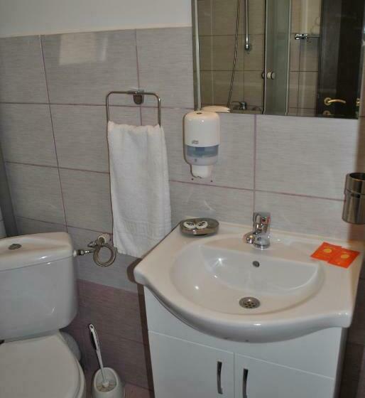 家庭间, Delta Marina