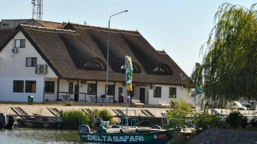 标准间带湖景, Delta Marina