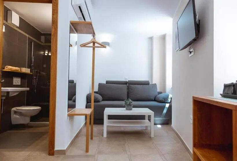 اتاق استاندارد سه نفره, Guest House Pachamama