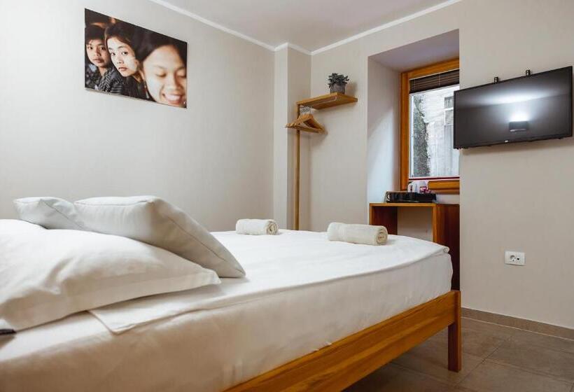 اتاق استاندارد, Guest House Pachamama