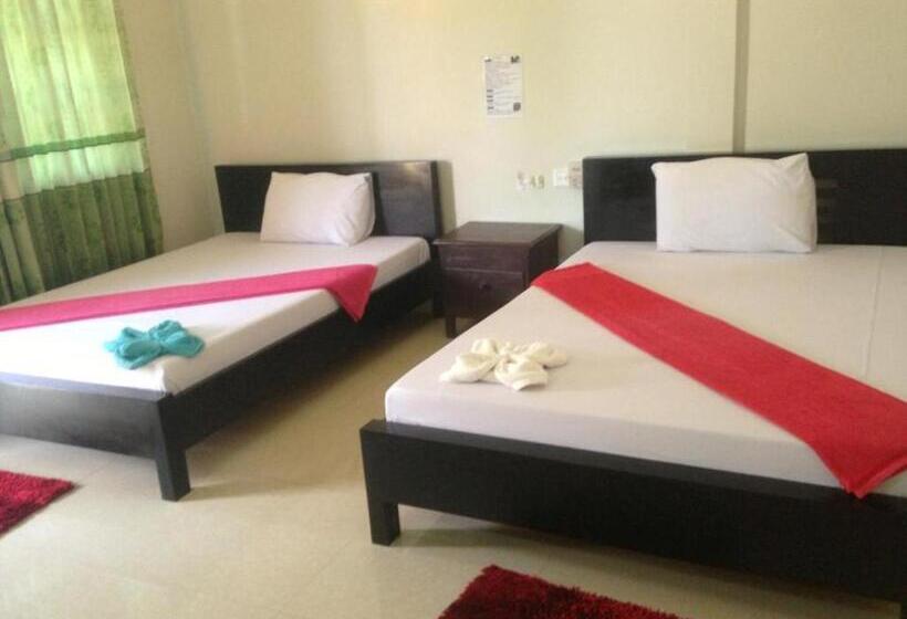 スタンダードトリプルルーム, Iki Iki Guesthouse