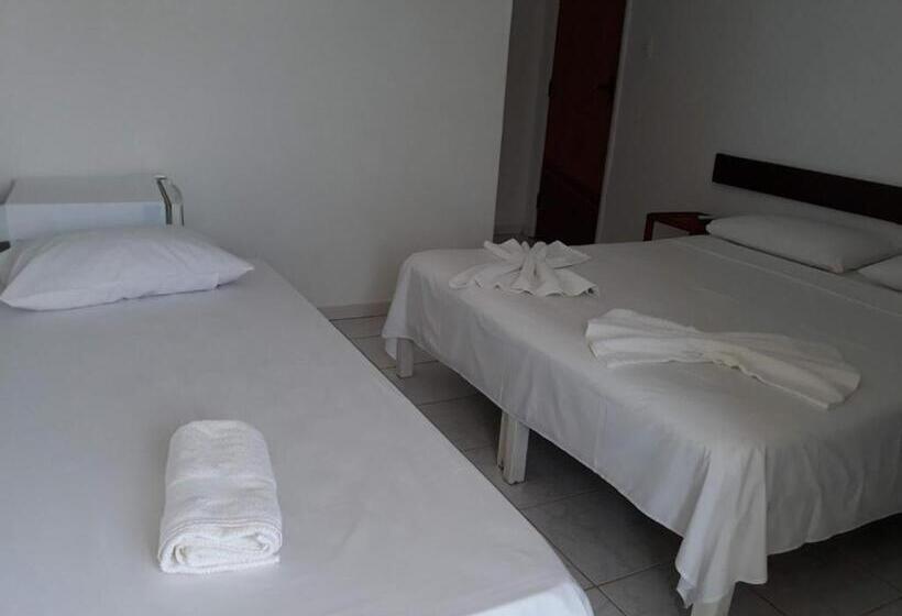 חדר סטנדרט לשלושה עם מרפסת, Pousada Sol Nascente