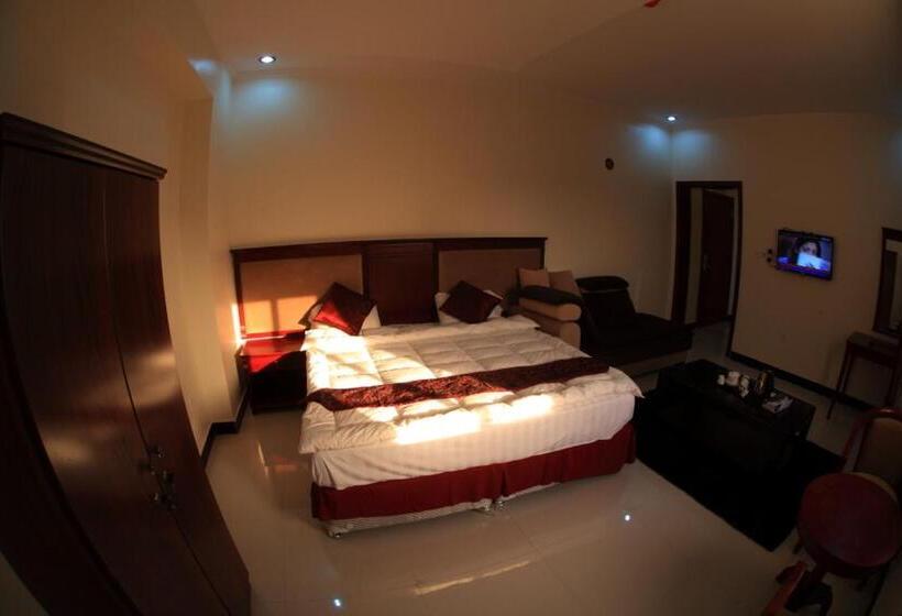 标准工作室, Fakher Yanbu