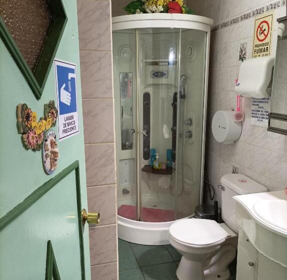 Quarto Estandar Individual, Family House Del Rey