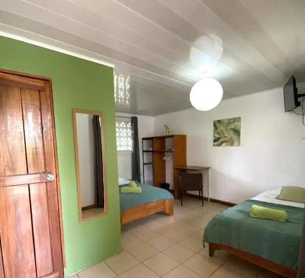スタンダードトリプルルーム, Cabinas Cahuita