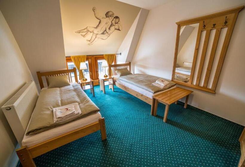 スタンダードルーム, Farma Ptýrov