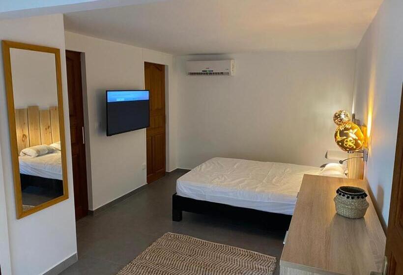 آپارتمان 1 خوابه همکف, La Maison Calebasse