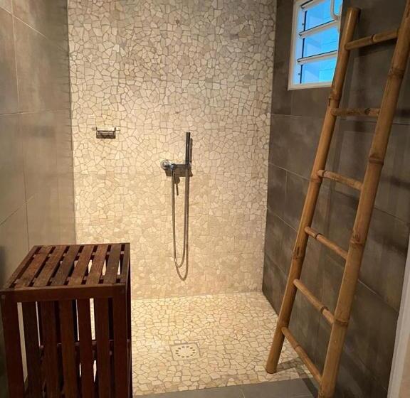 آپارتمان 1 خوابه همکف, La Maison Calebasse