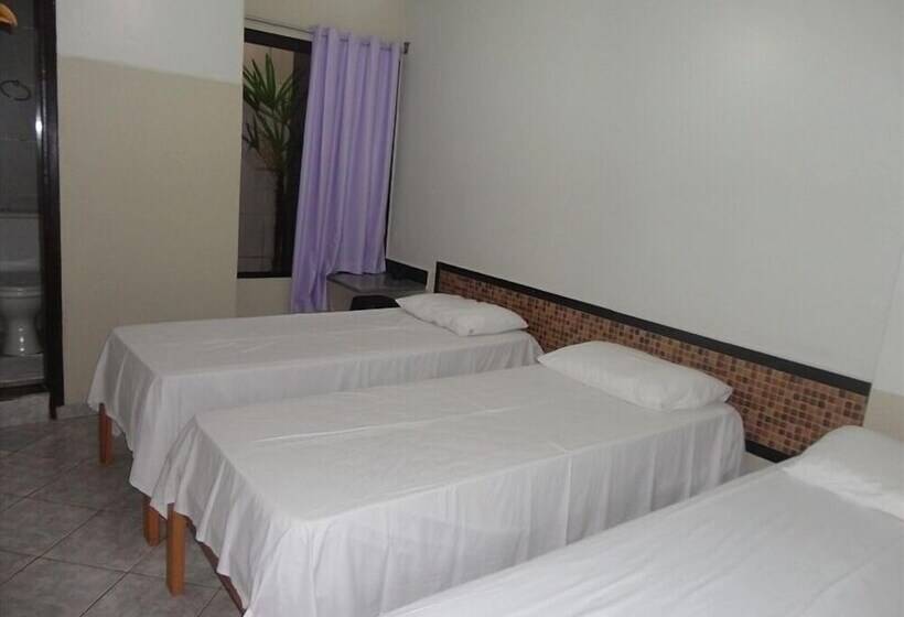 高级三人间, Pousada Damasco