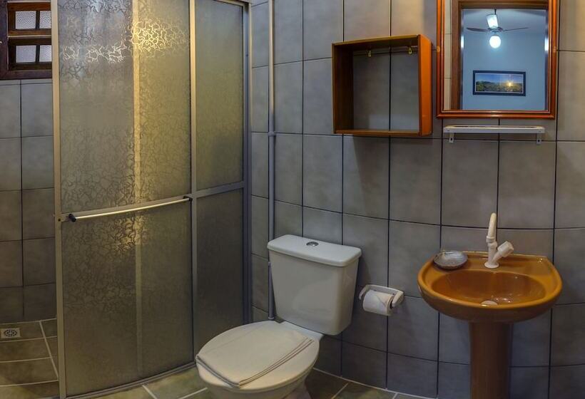 اتاق استاندارد سه نفره, Pousada Do Sol Garopaba