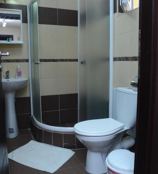 اتاق استاندارد چهار تخته, Villa Konzuli