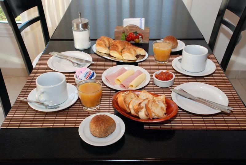 غرفة قياسية ثلاثية, Hosteria Posada Drake