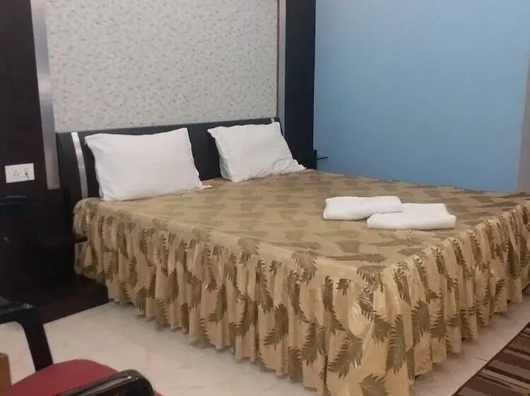 اتاق لوکس, Barbareek