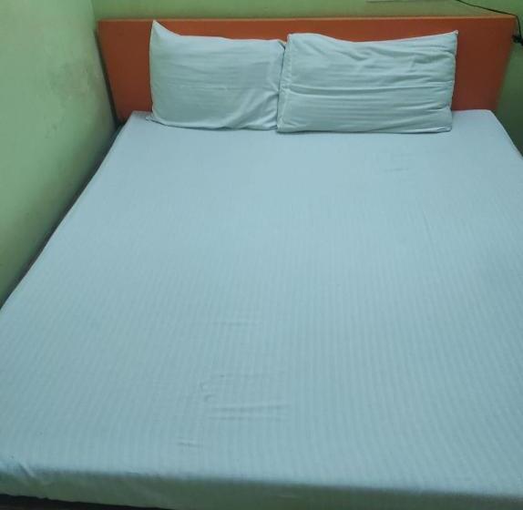 חדר אקונומי, Barbareek