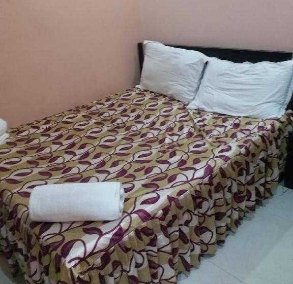 חדר אקונומי, Barbareek