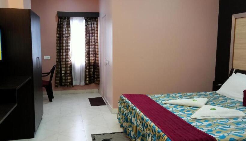 חדר דלוקס, Barbareek