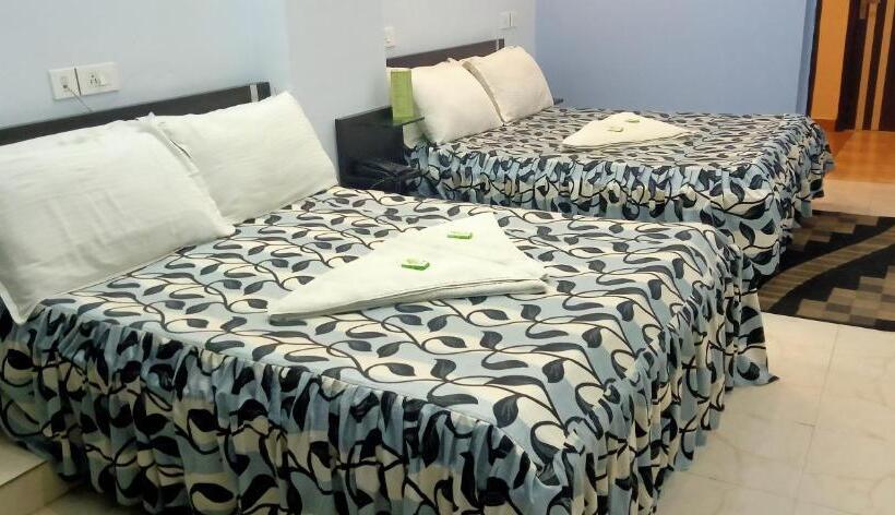 חדר דלוקס לארבעה, Barbareek