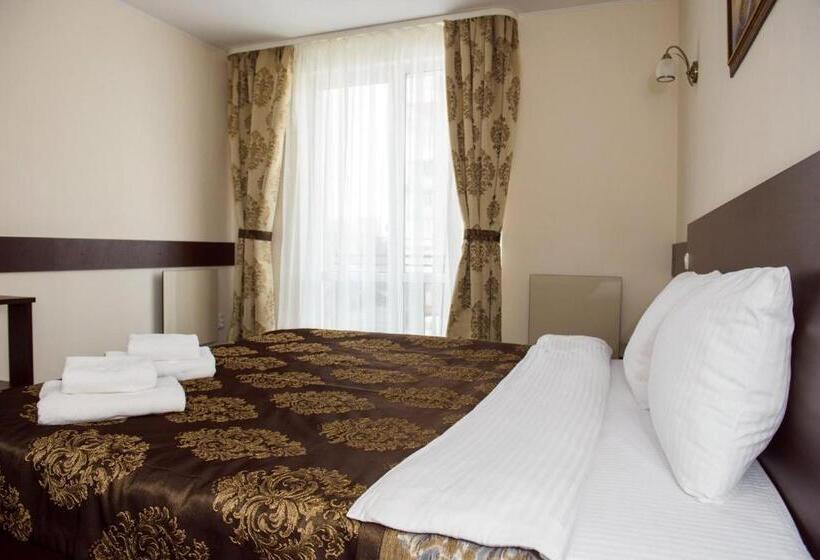 اتاق استاندارد, Faraon